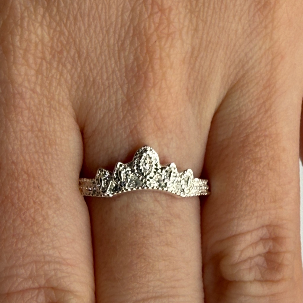 Elegant Silver Tiara Ring